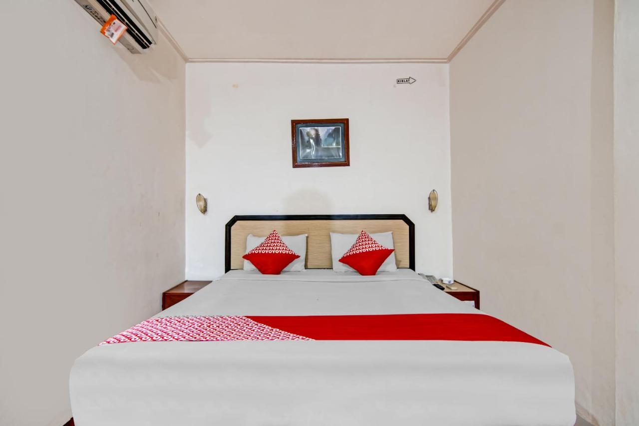 Oyo 90697 旅游酒店 Dumai 外观 照片