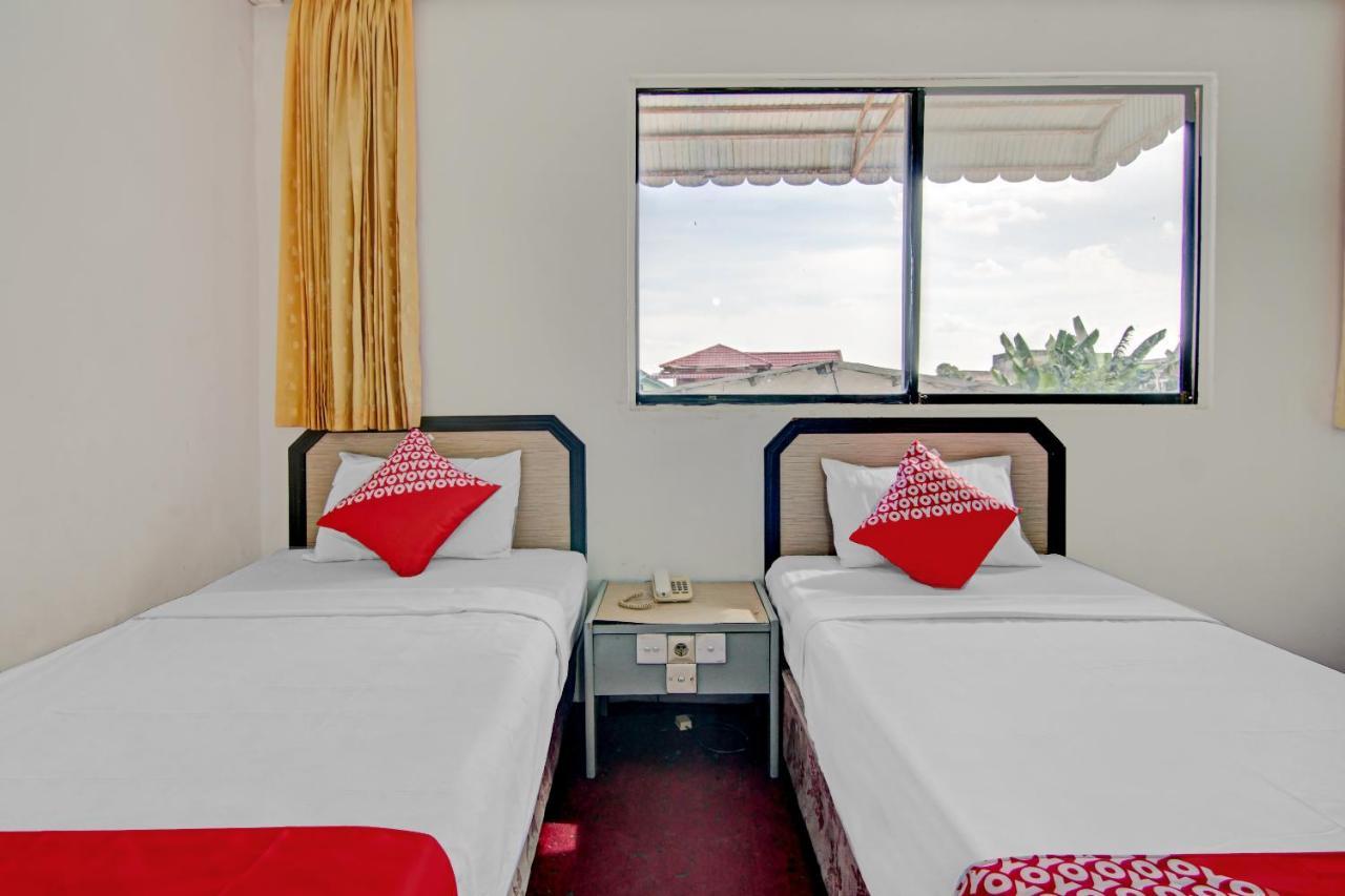 Oyo 90697 旅游酒店 Dumai 外观 照片